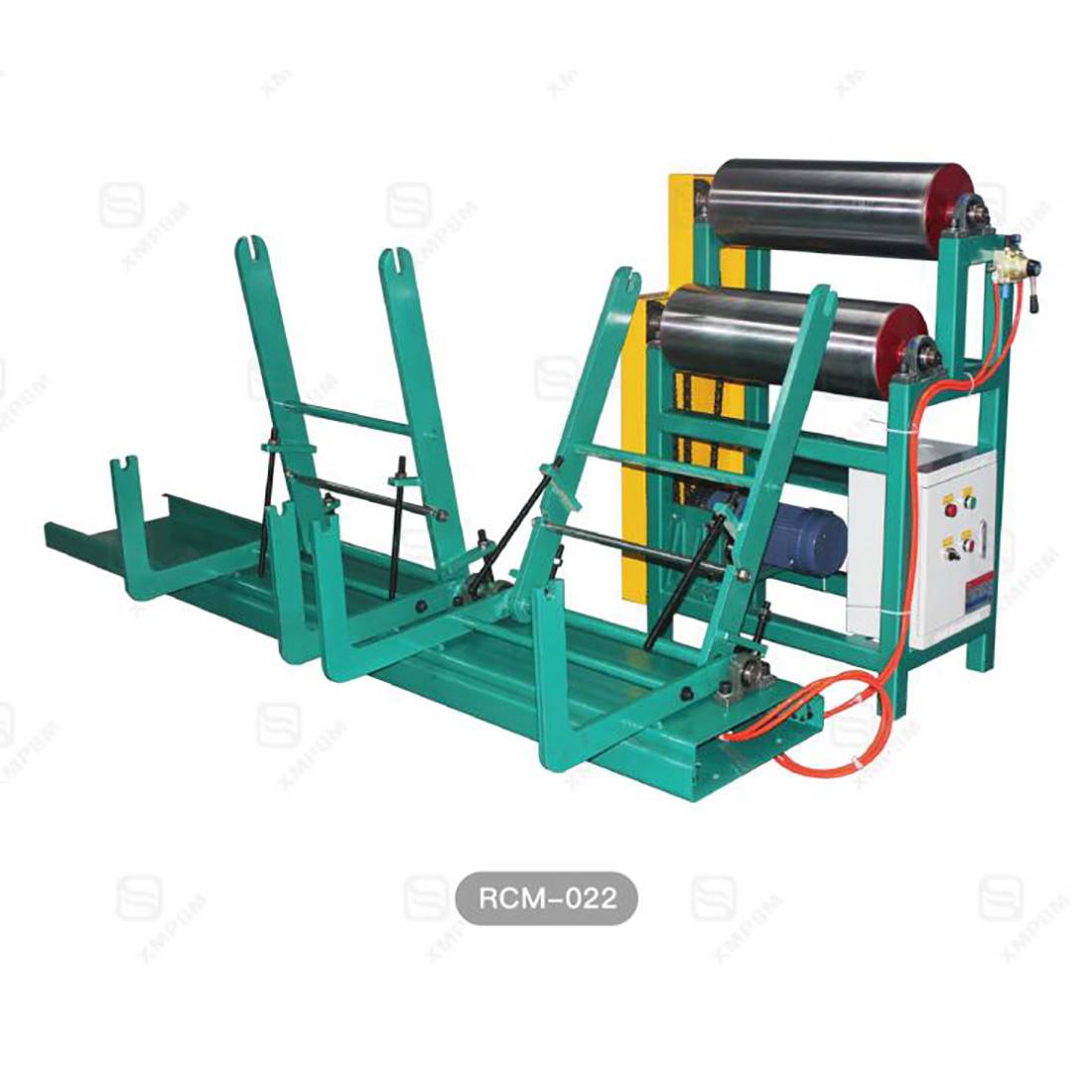 ROLL ING CLOTH MACHINE AND MOVING FRAME